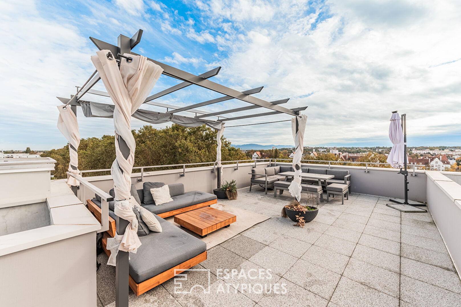 Duplex d’exception et son rooftop avec vue panoramique