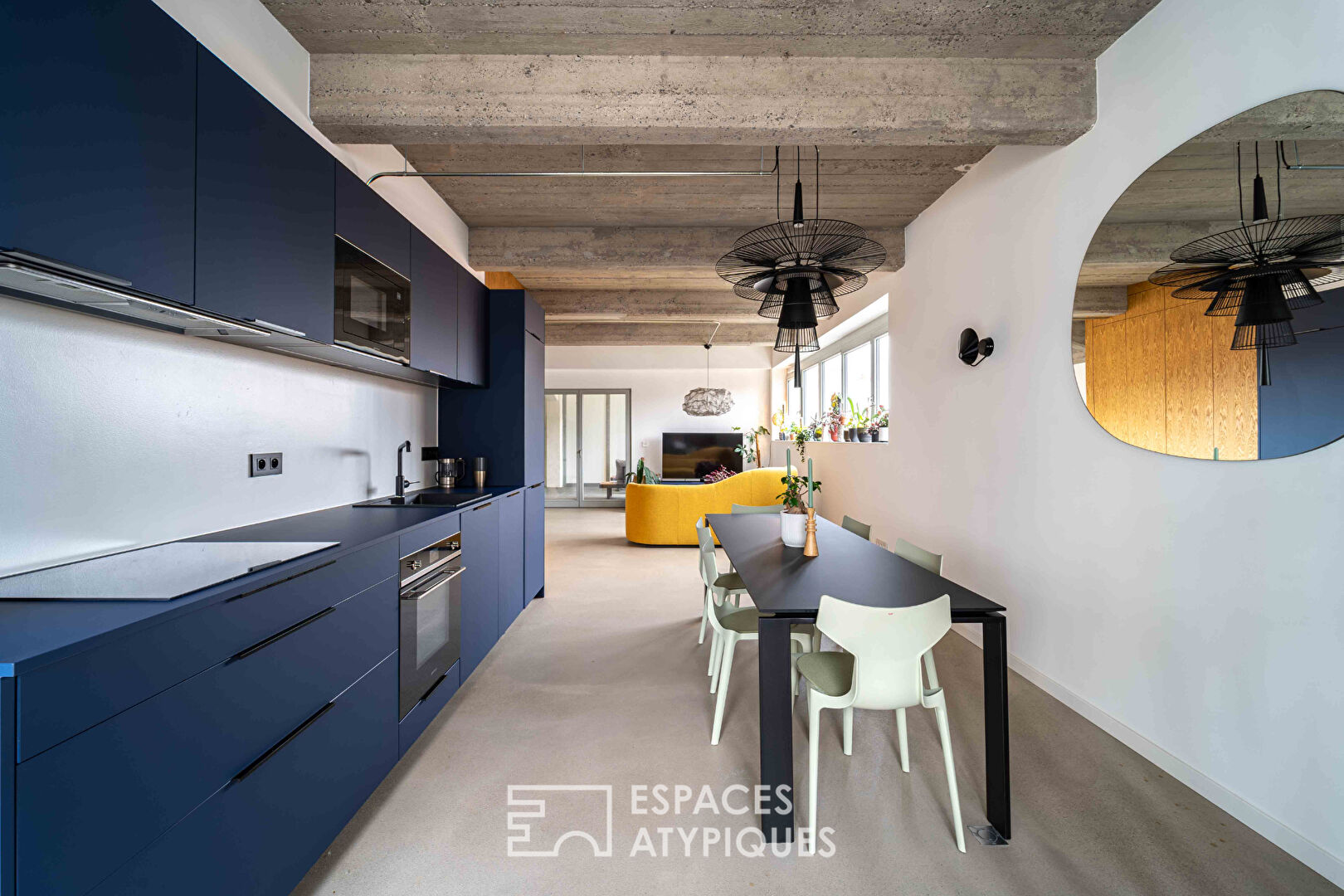 Loft contemporain et ses deux terrasses quartier Coop