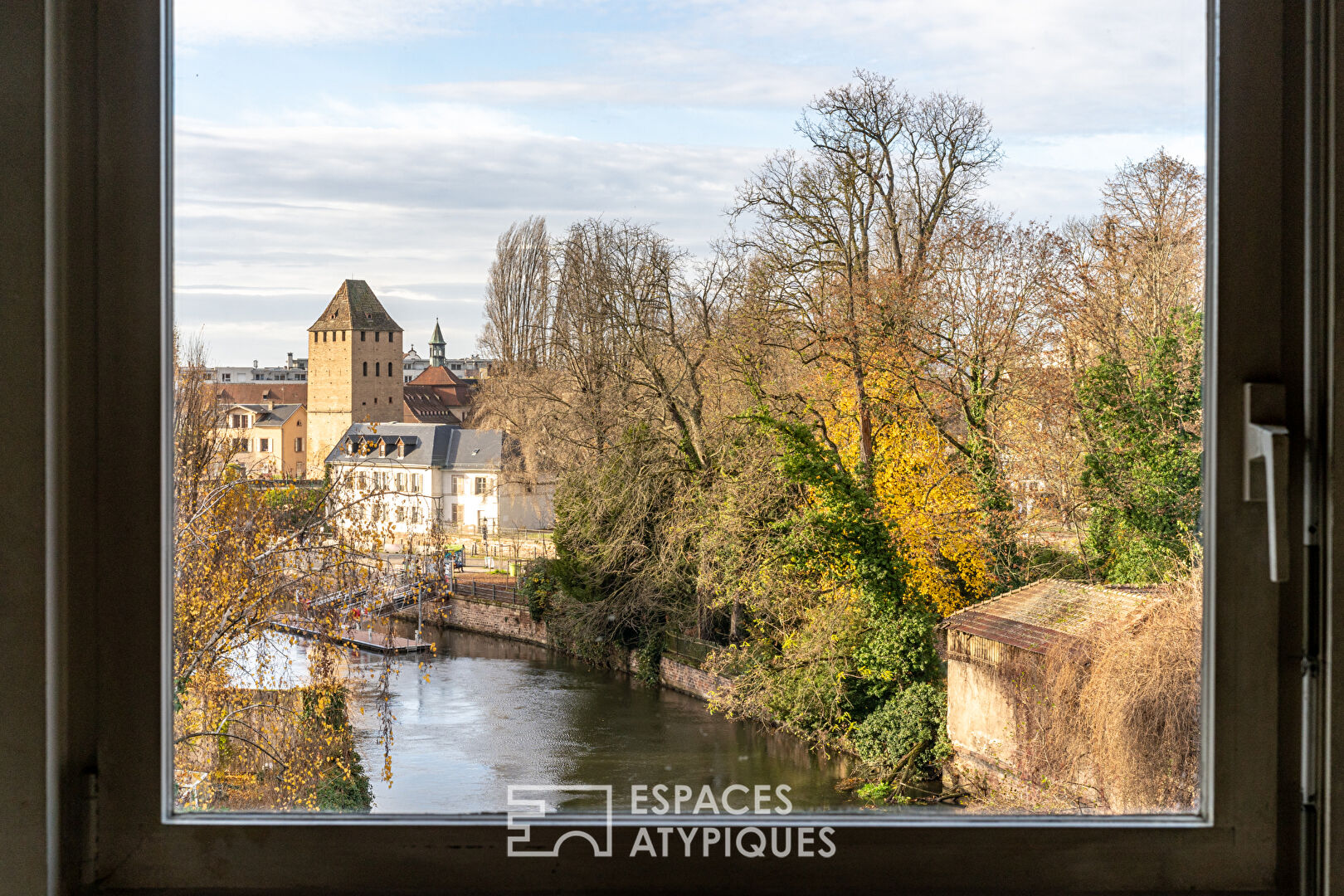 Appartement avec terrasse et vue sur l’Ill à la Petite France