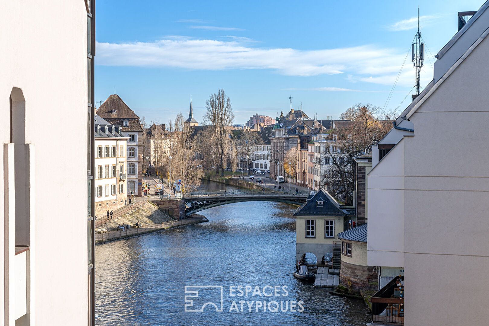 Appartement avec terrasse et vue sur l’Ill à la Petite France