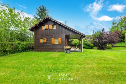 Chalet and its pond in the heart of nature