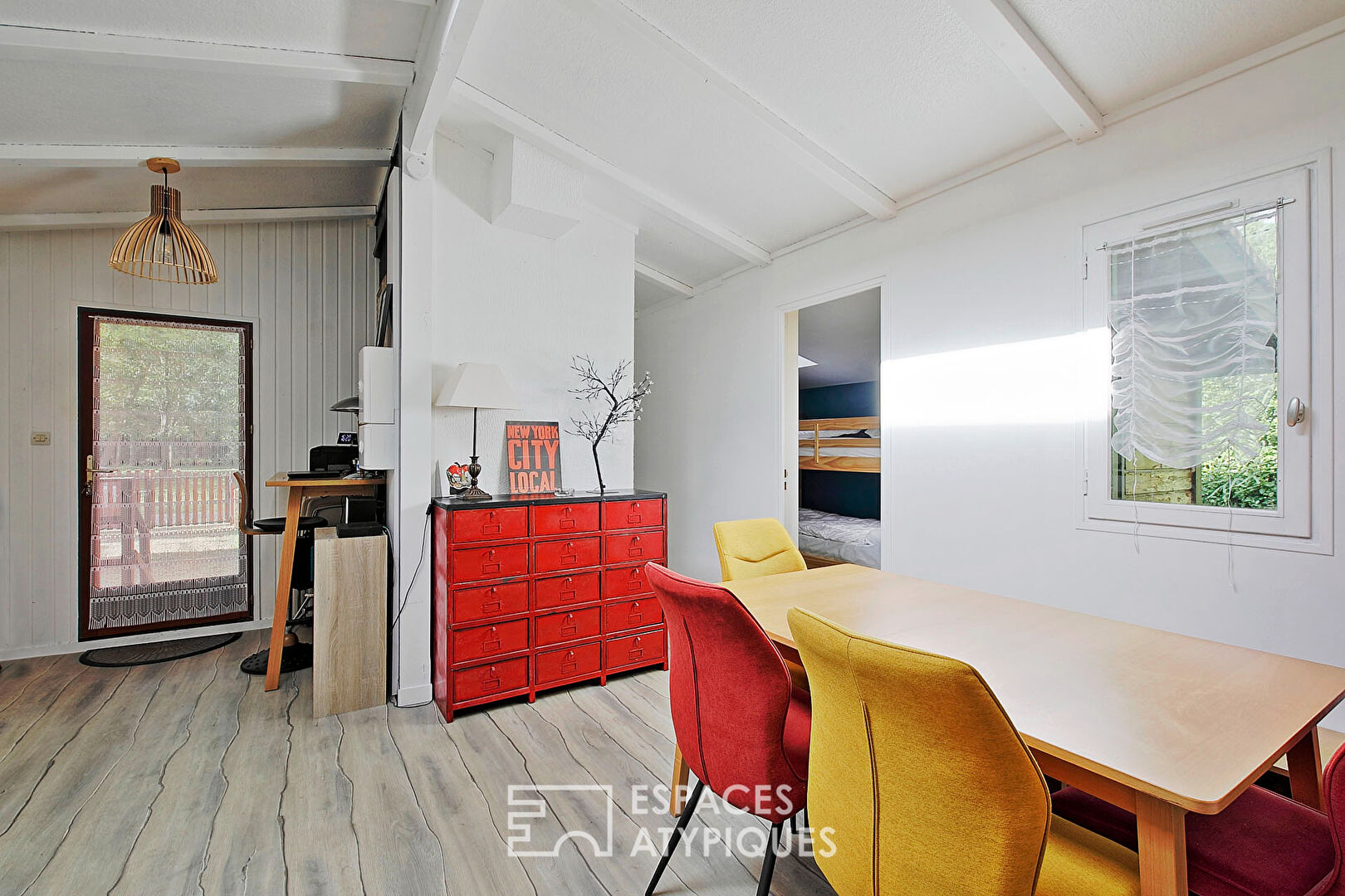 Maison en bois avec terrasse xxl et son jardin