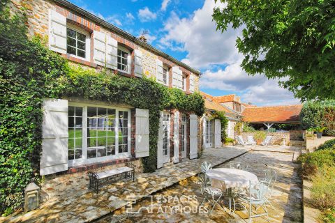 Maison de campagne de style briarde avec piscine et jardin