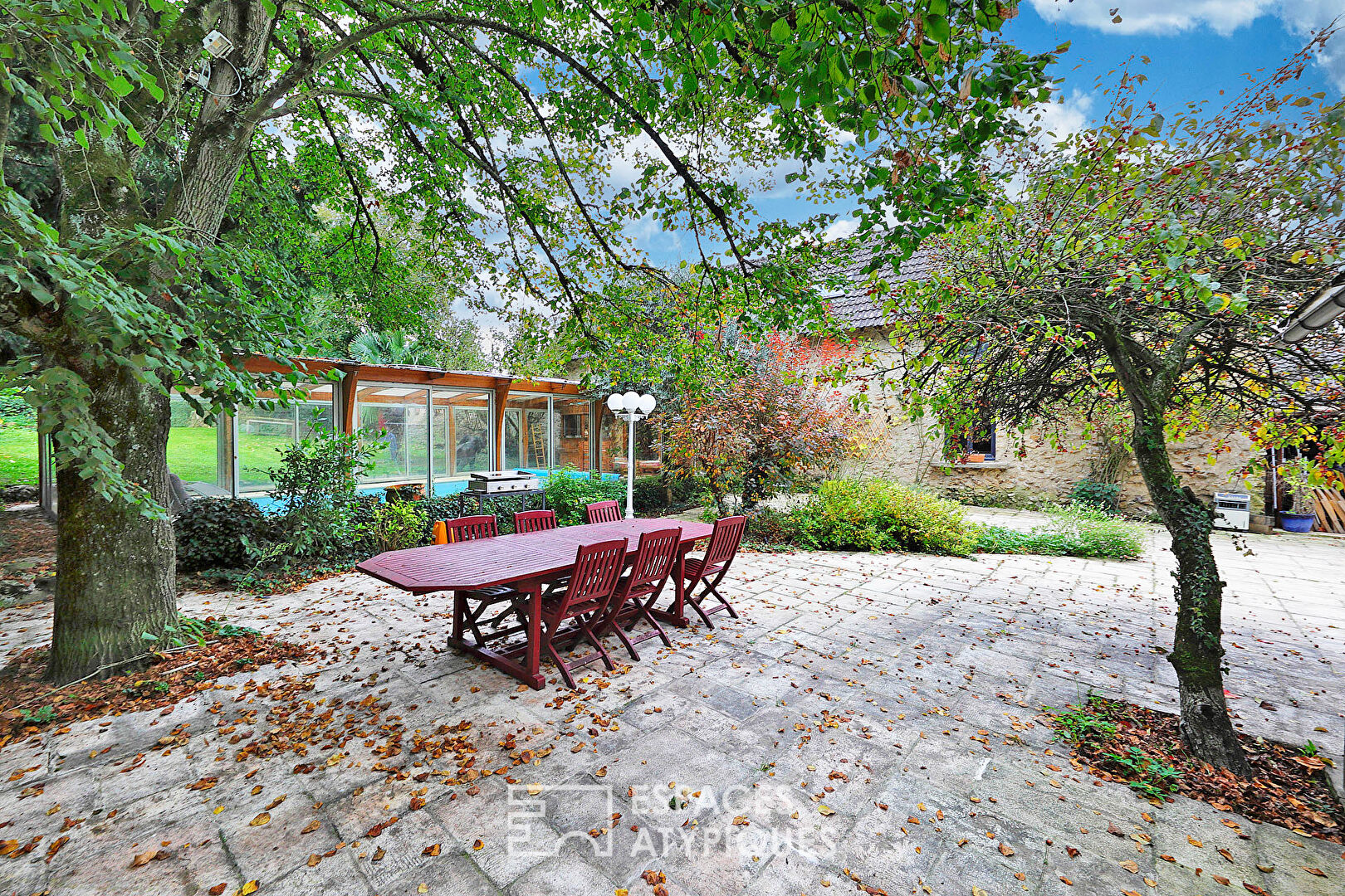 Old renovated 19th century farmhouse with landscaped garden and indoor swimming pool