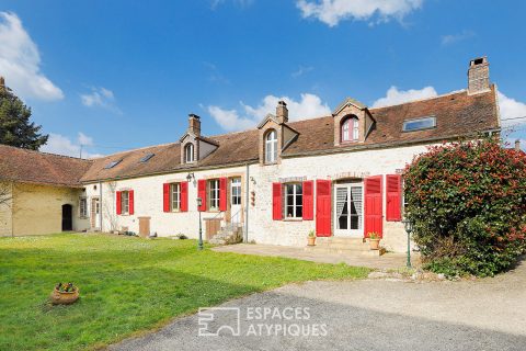 Ancien corps de ferme avec dépendances et jardin