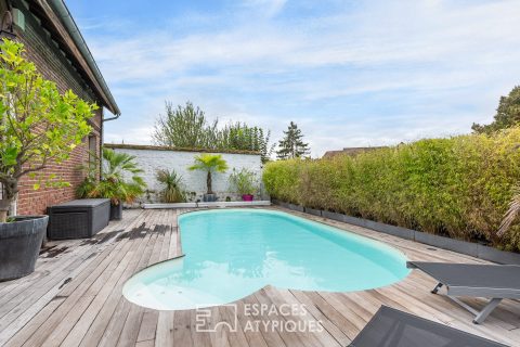 Maison bourgeoise avec piscine et jardin