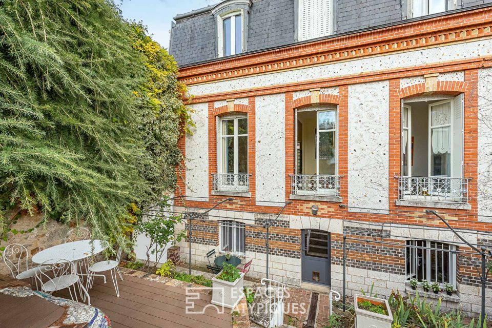 Maison bourgeoise avec jardin en centre-ville