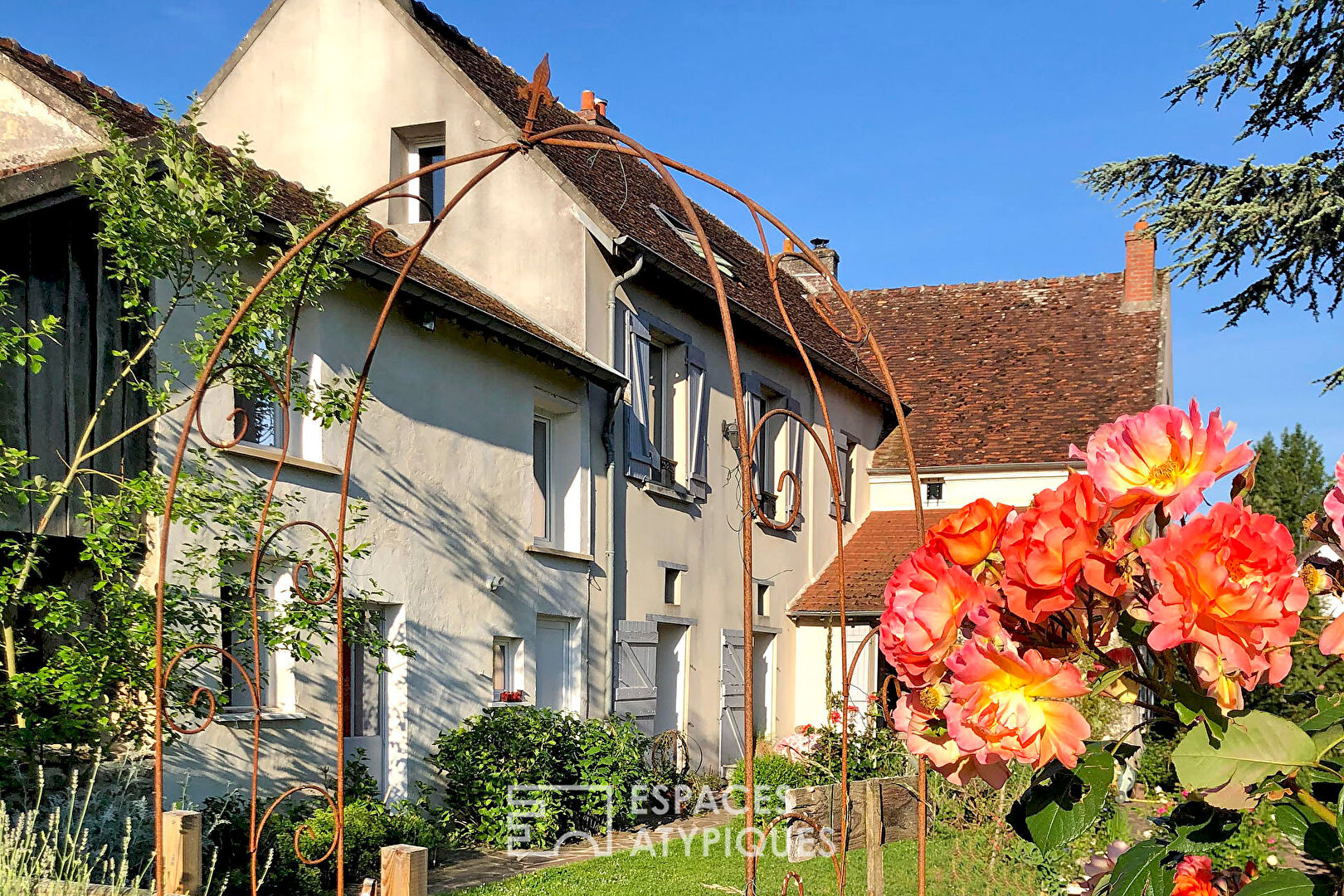 Briarde historique du 19e et son grand jardin