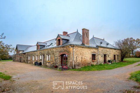 Superbe longère et ses 19 hectares de prairies