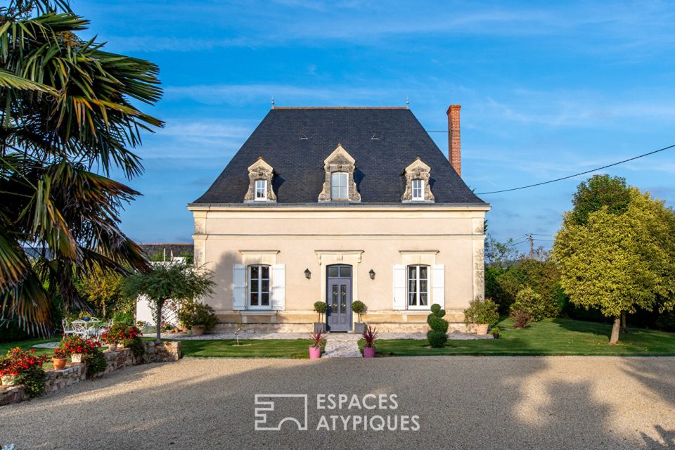 Charmante maison fin XIXe avec hangar proche de Brissac