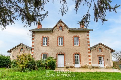 Charming mansion to renovate