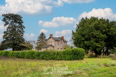 Charming mansion to renovate