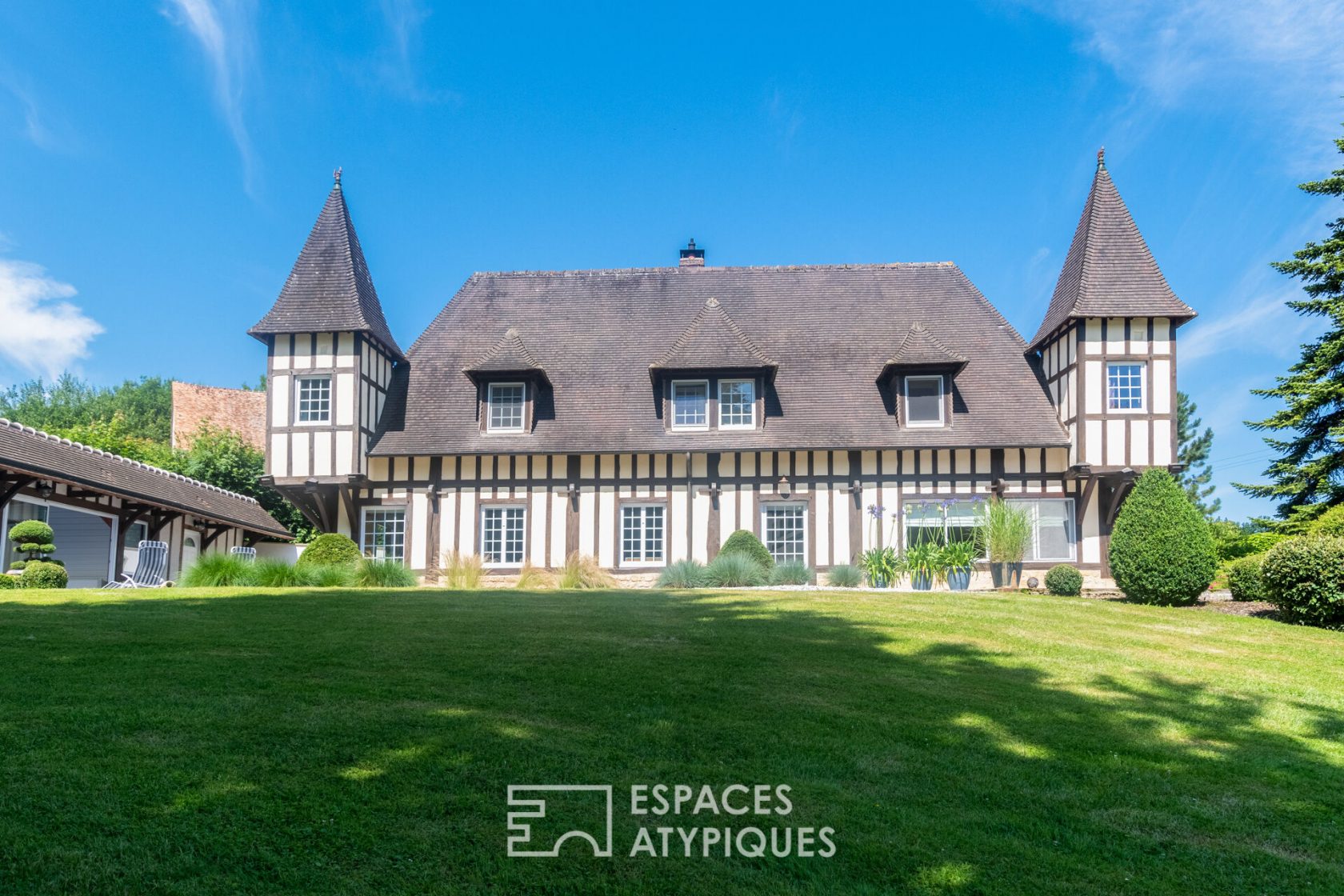 Manoir d’architecte dans son parc