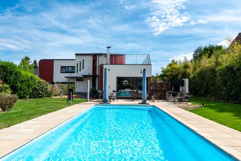 Audacieuse maison d’architecte avec piscine
