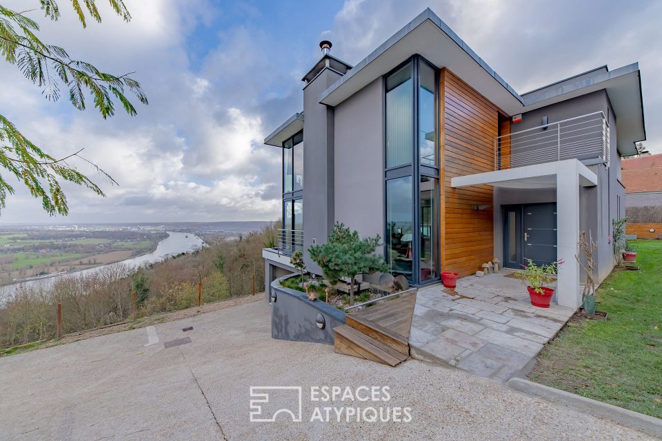 76530 LA BOUILLE - Maison d'architecte avec vue panoramique sur les boucles de Seine - Réf. 3322