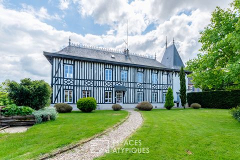 Manoir normand du XVIIIe siècle avec piscine et jardin