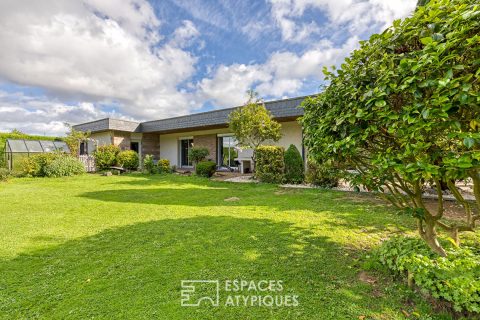 Single-storey architect-designed house from the 1970s