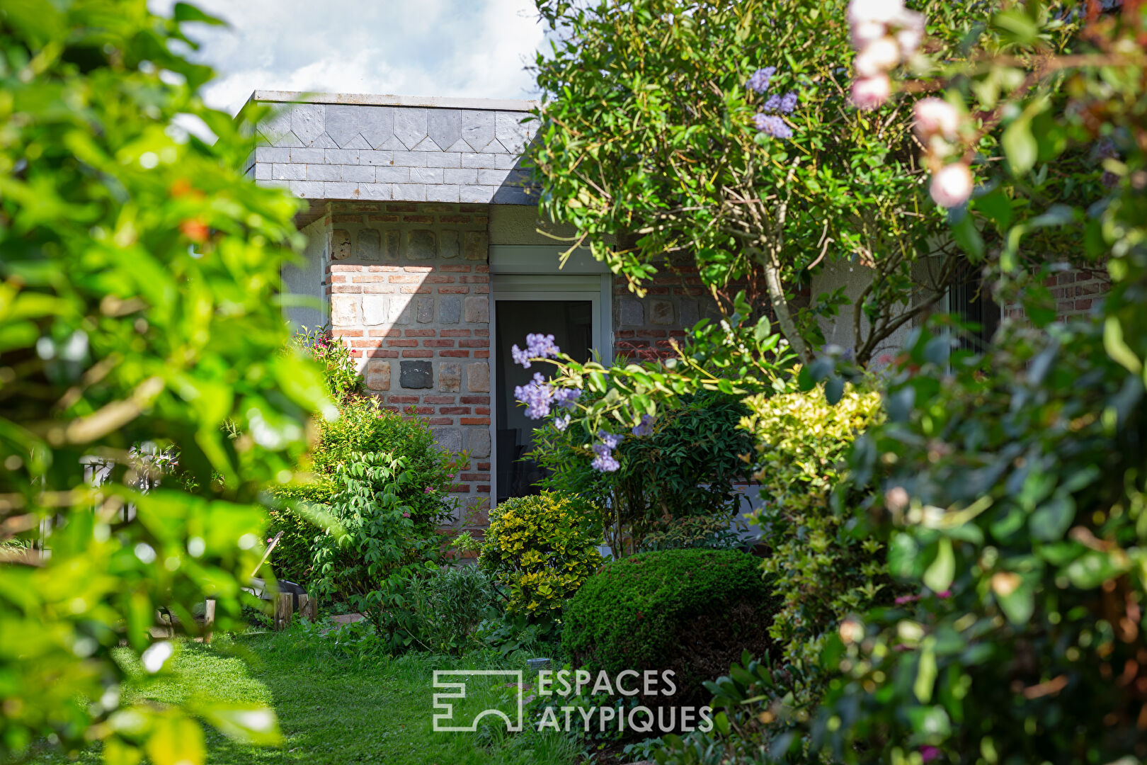 Maison d’architecte de plain-pied des années 70