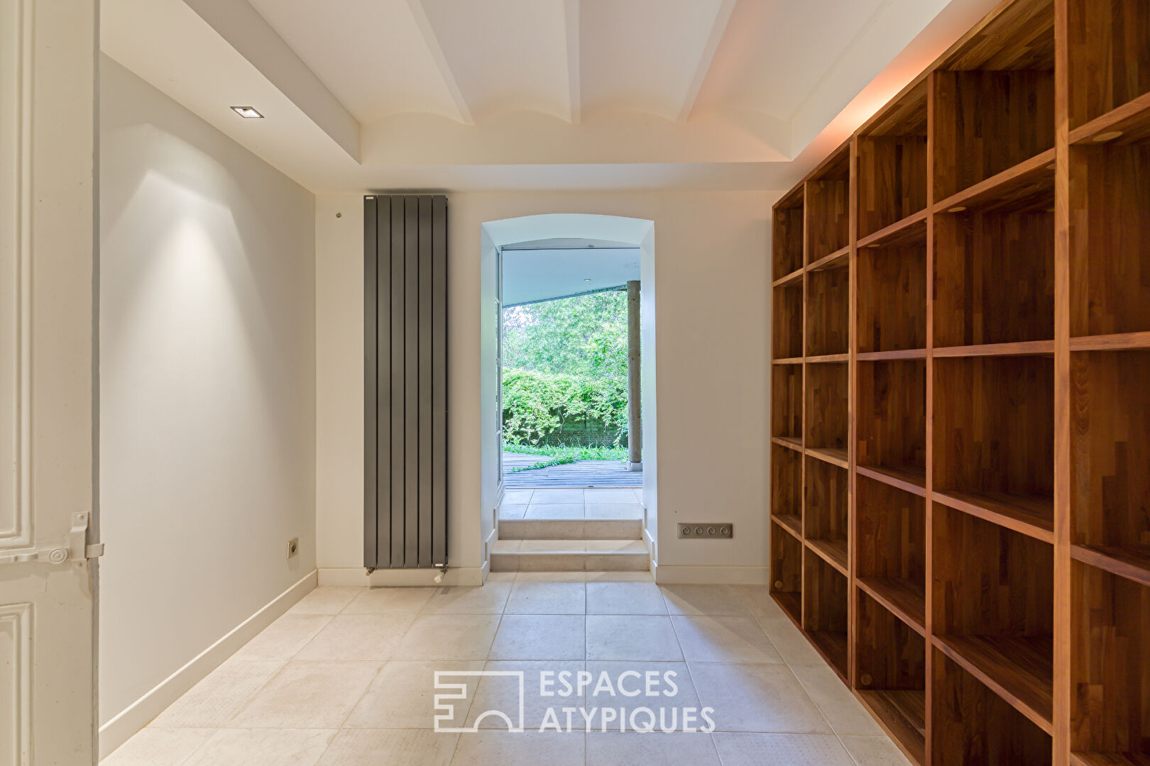 Brick townhouse with extension and garden