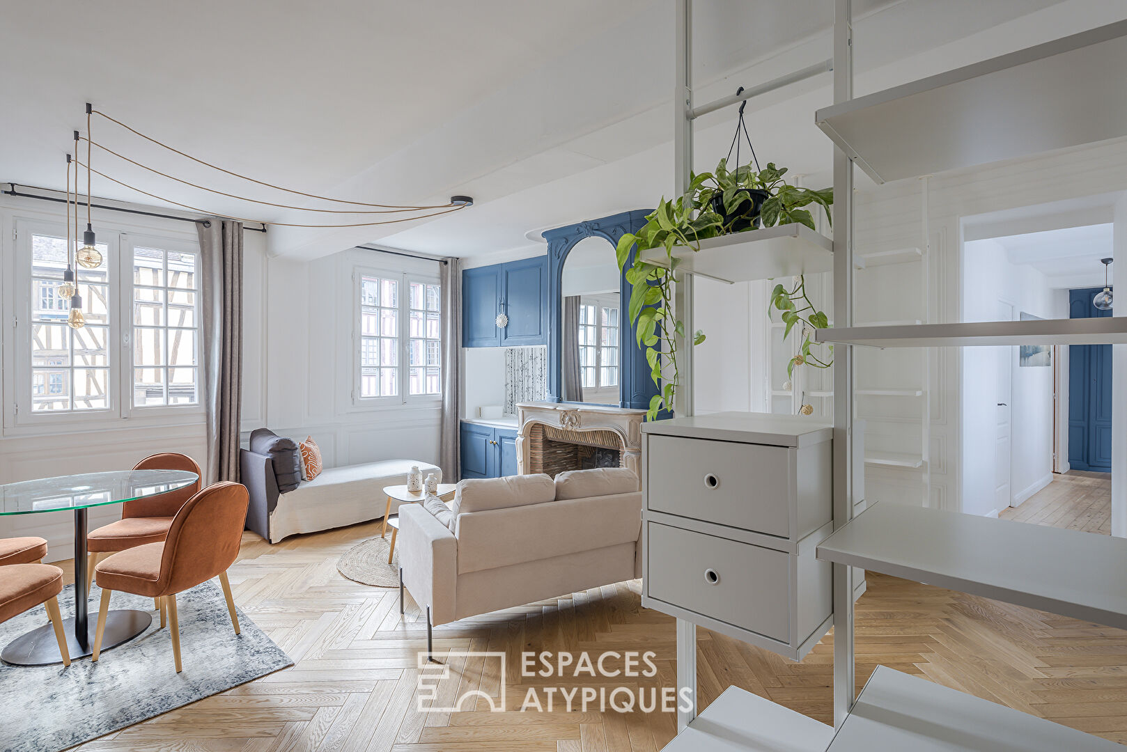 Charming apartment in the heart of the antiques district