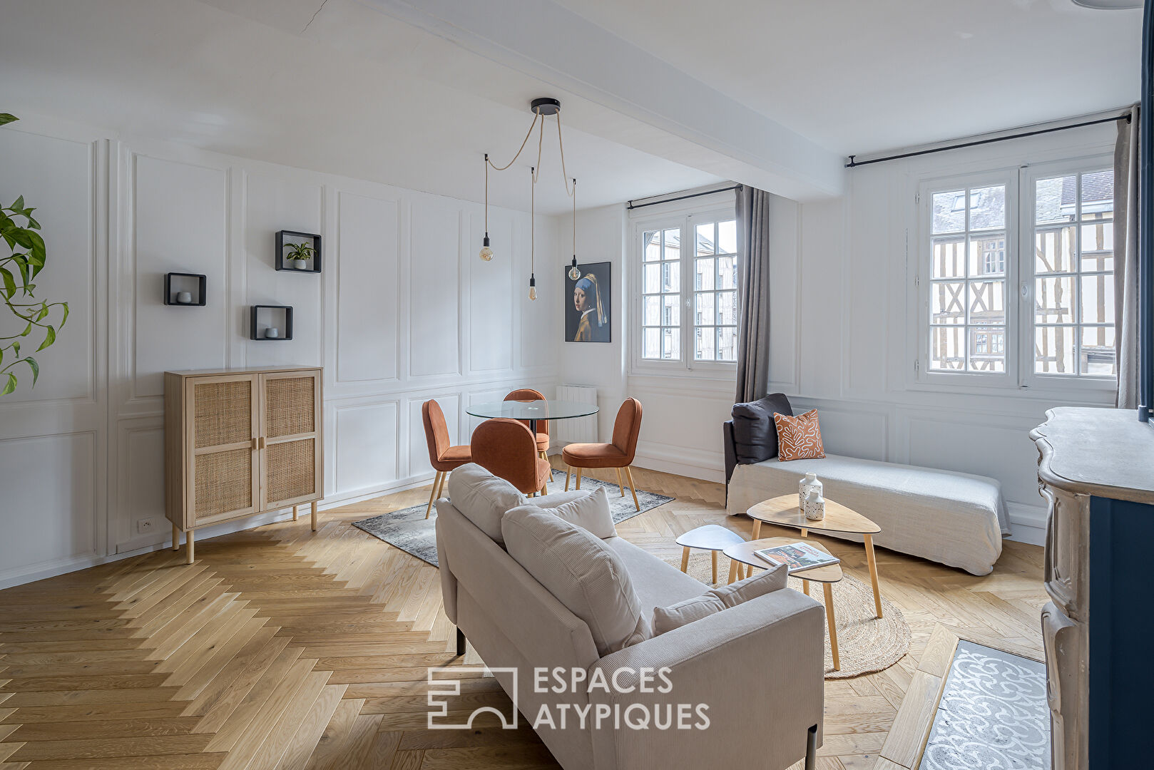 Charming apartment in the heart of the antiques district