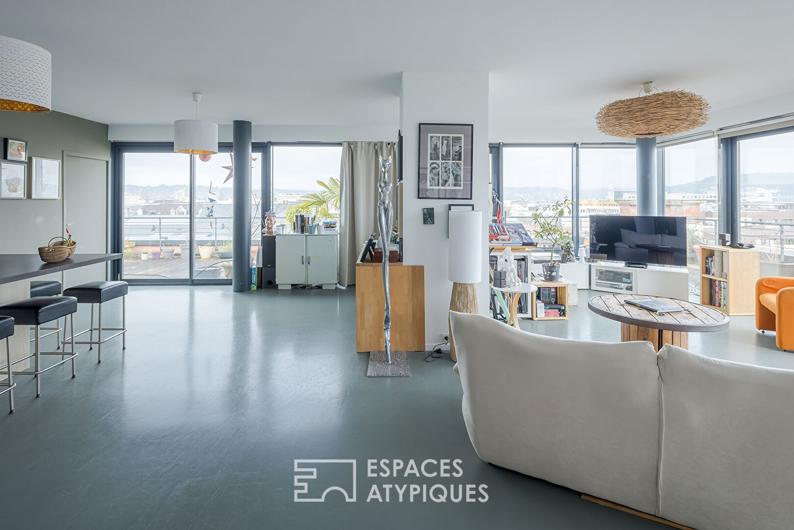 Loft avec terrasse de 115m2 proche du Jardin des Plantes