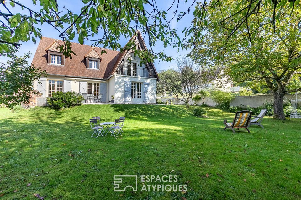 La charmante - Maison moderne traditionnelle avec joli jardin