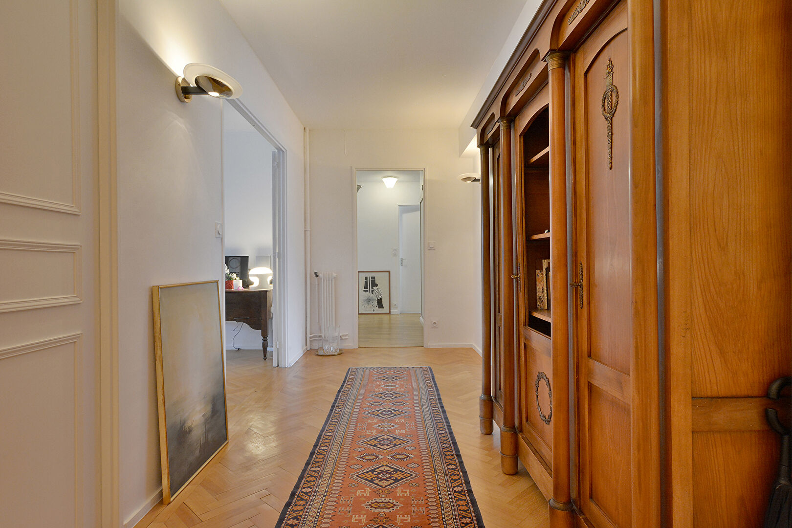 Apartment in popular Henriville area