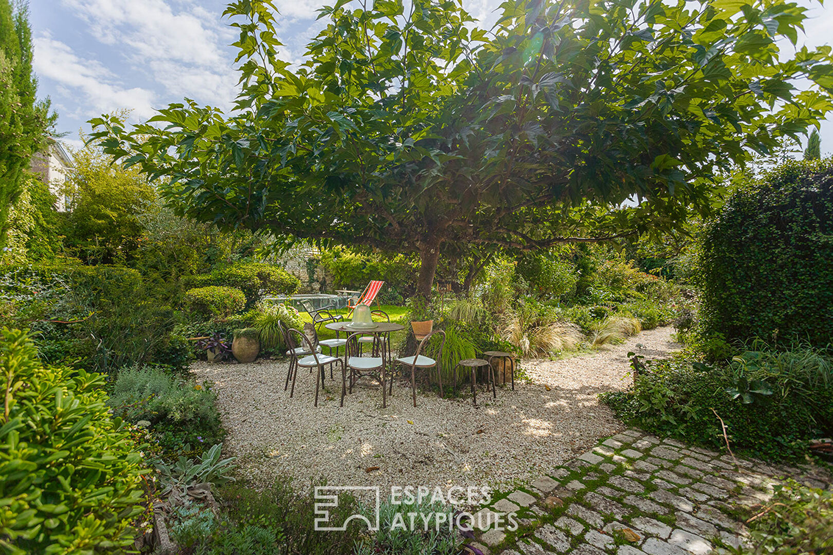 Old farmhouse and its poetic garden