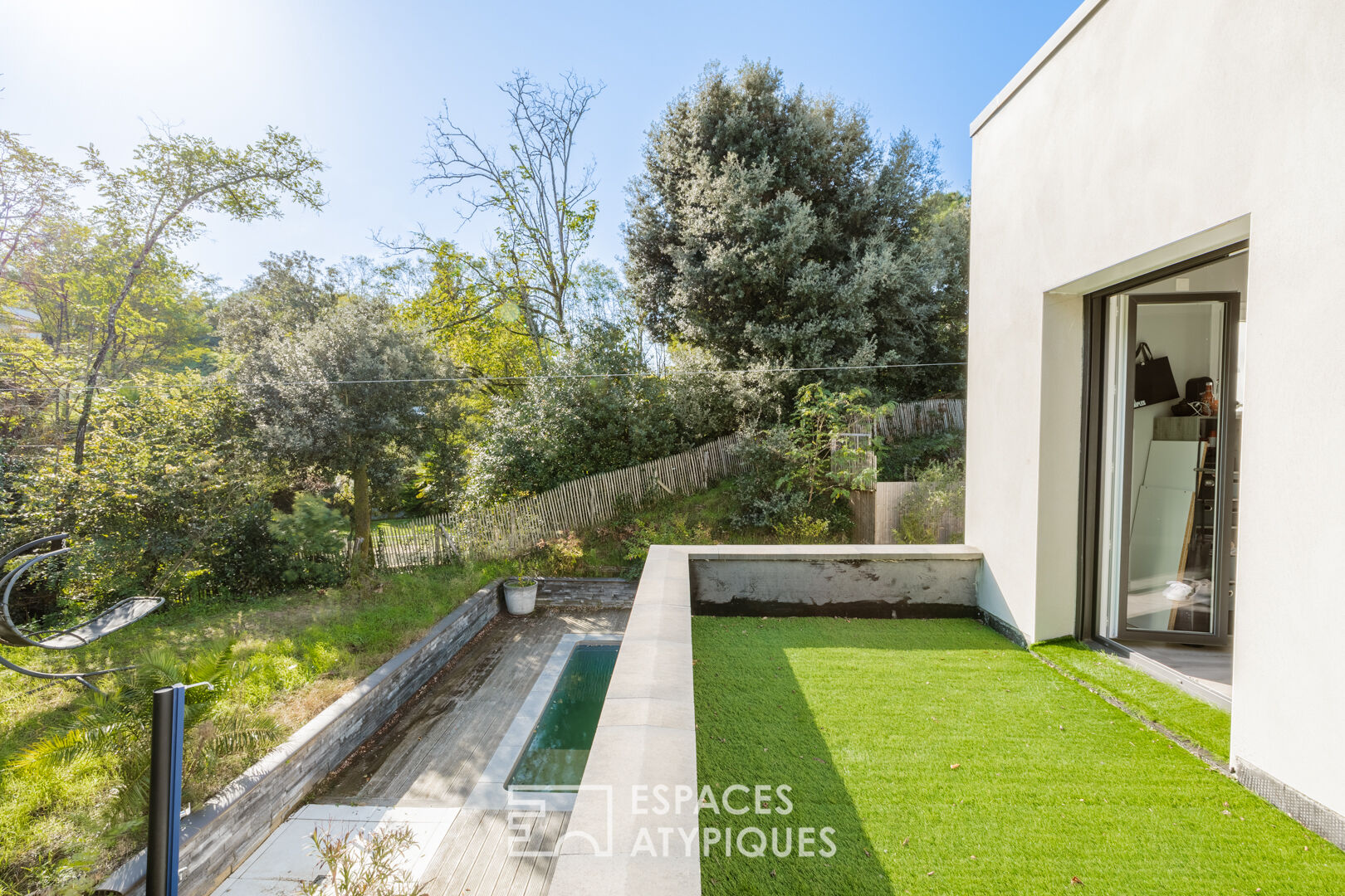 Familiale contemporaine à deux pas des plages