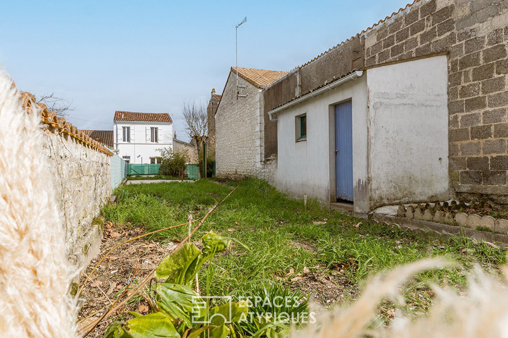 Maison de charme rénovée, avec jardin et potentiel d’extension