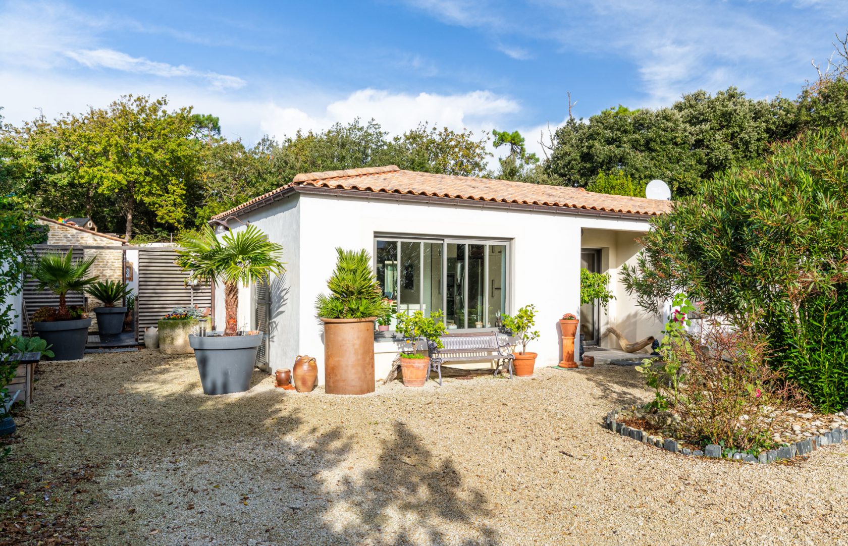 Vente Villa familiale aux embruns marins à SAINT PIERRE D'OLERON 230 m2 Espaces Atypiques