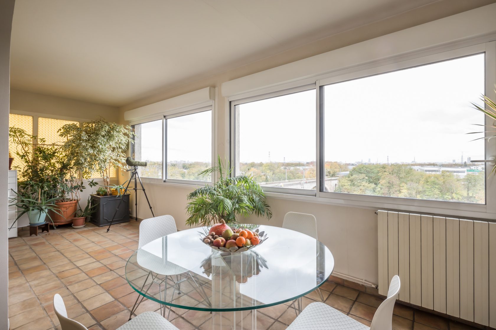 House with panoramic views of the Seine and Paris