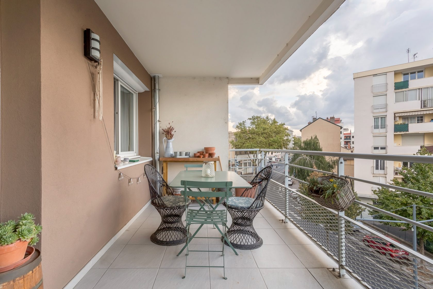 Appartement contemporain avec terrasse