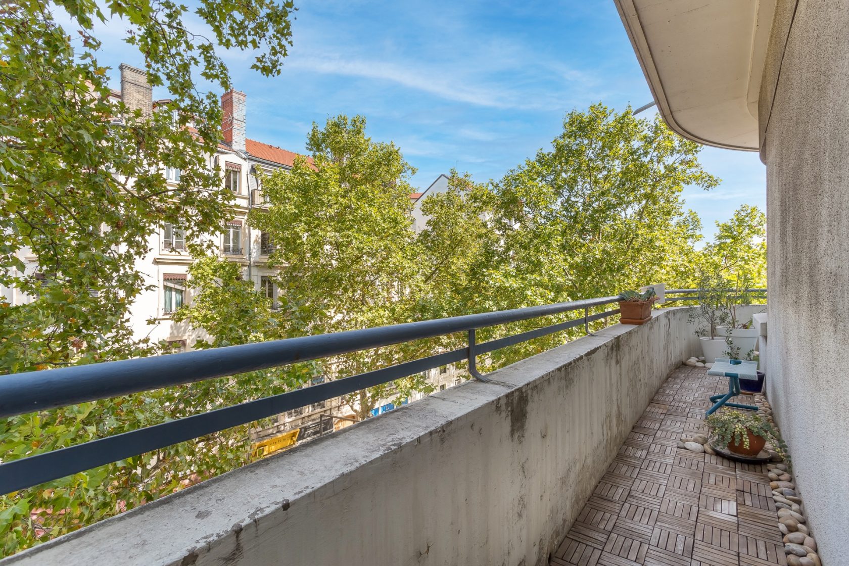 Appartement avec balcon à deux pas du métro Garibaldi