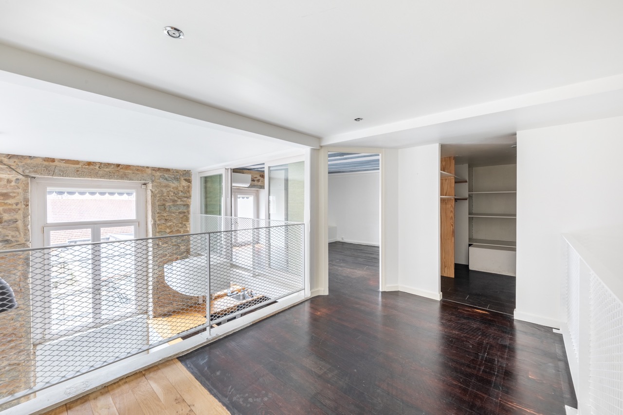 Renovated canut type apartment
