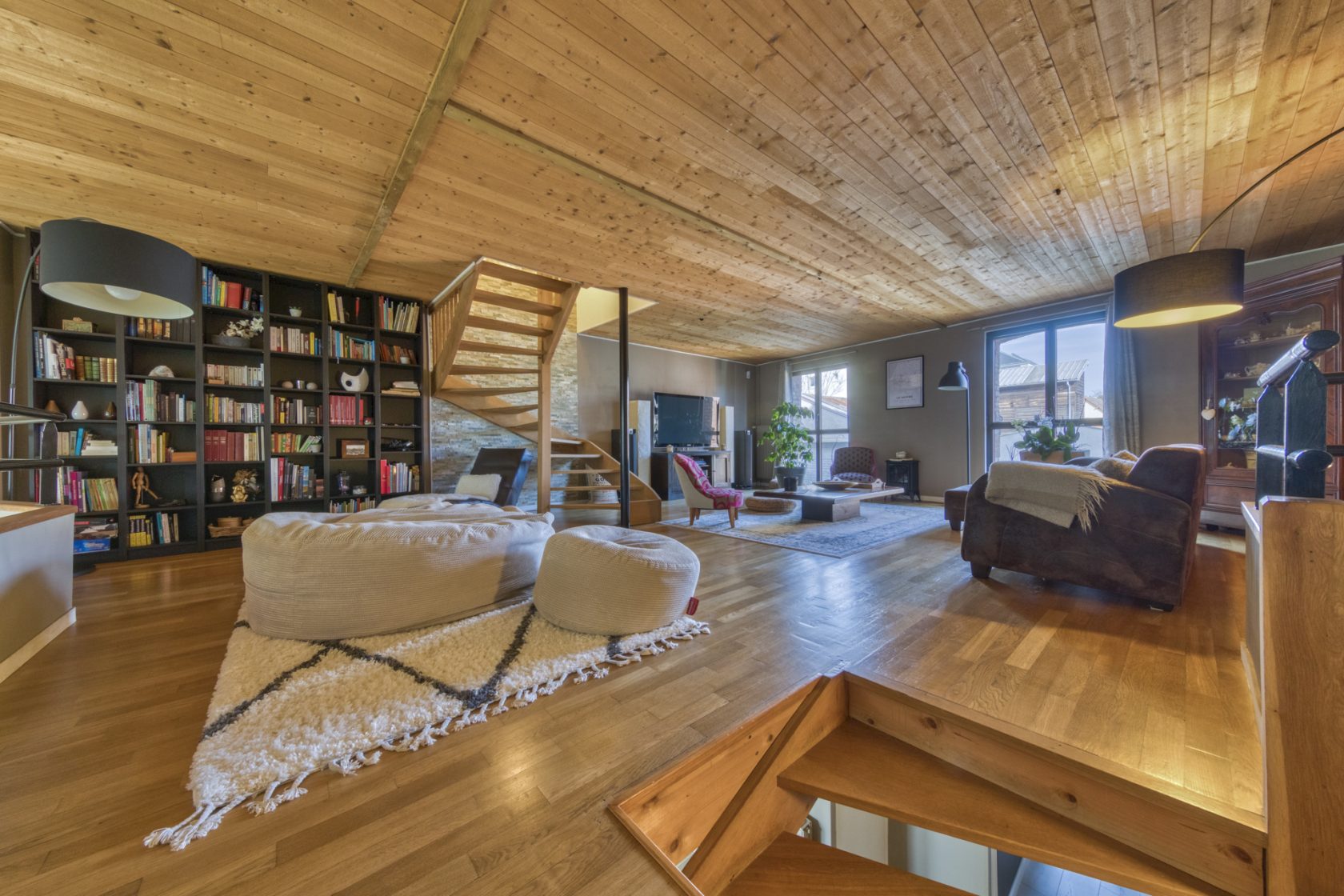 Loft de charme avec jardin d’hiver et terrasse privative