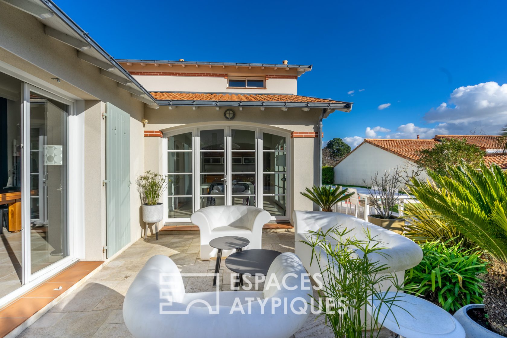 Villa Pornicaise avec piscine et jardin paysagé