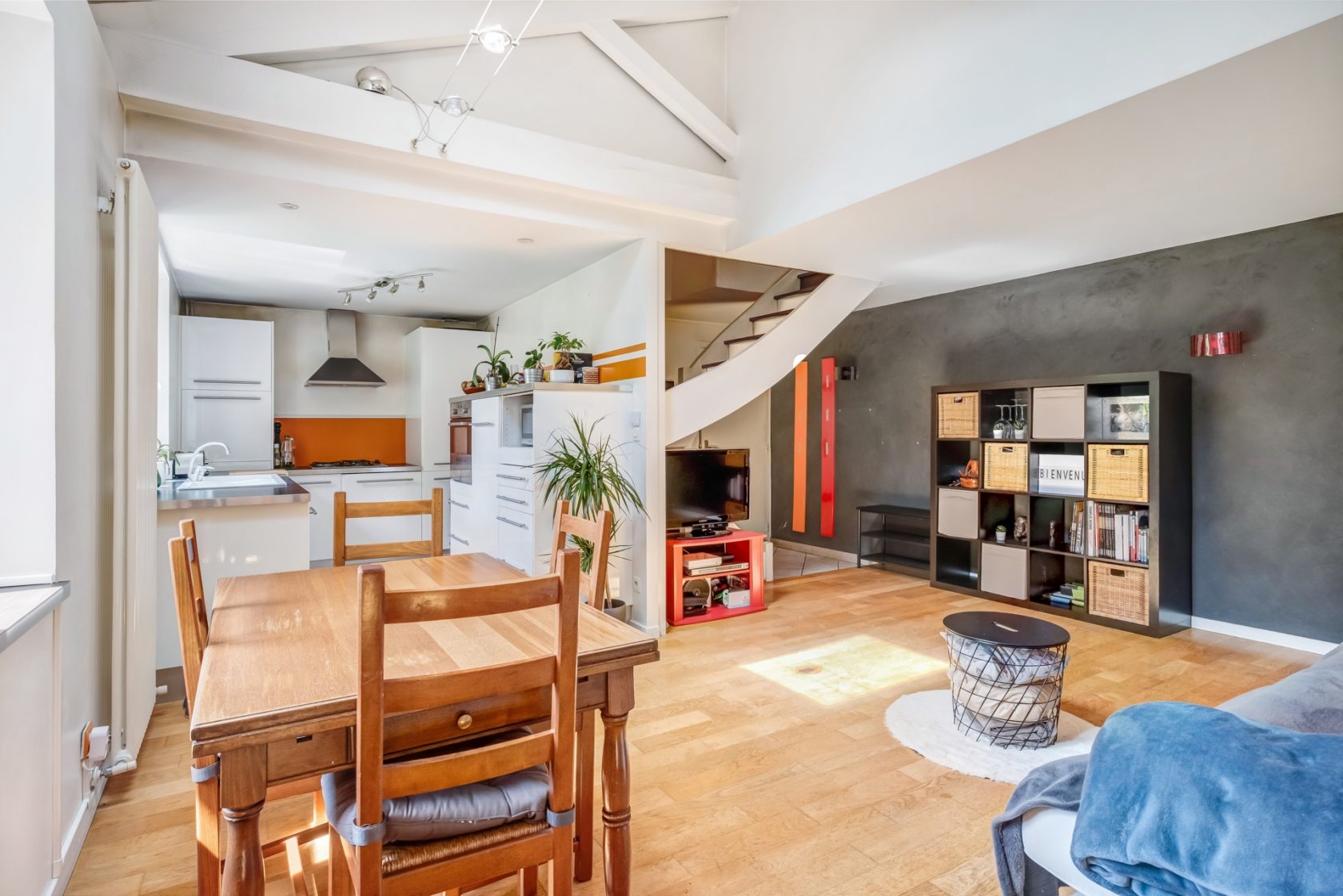 Appartement au dernier étage d’une ancienne maison