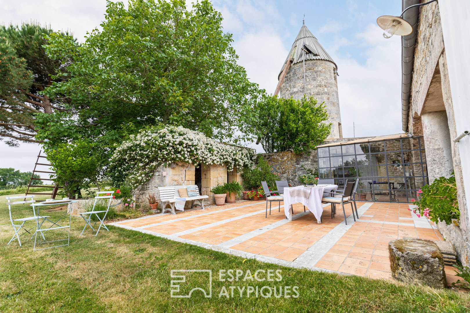 Propriété de charme et son ancien moulin