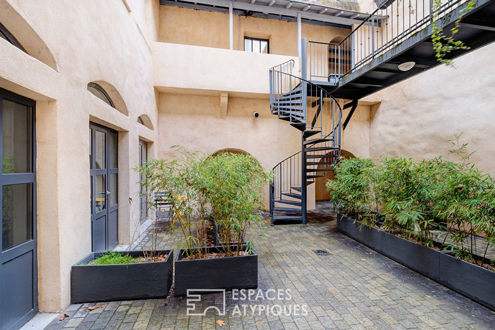 Appartement rénové Quai de Saône