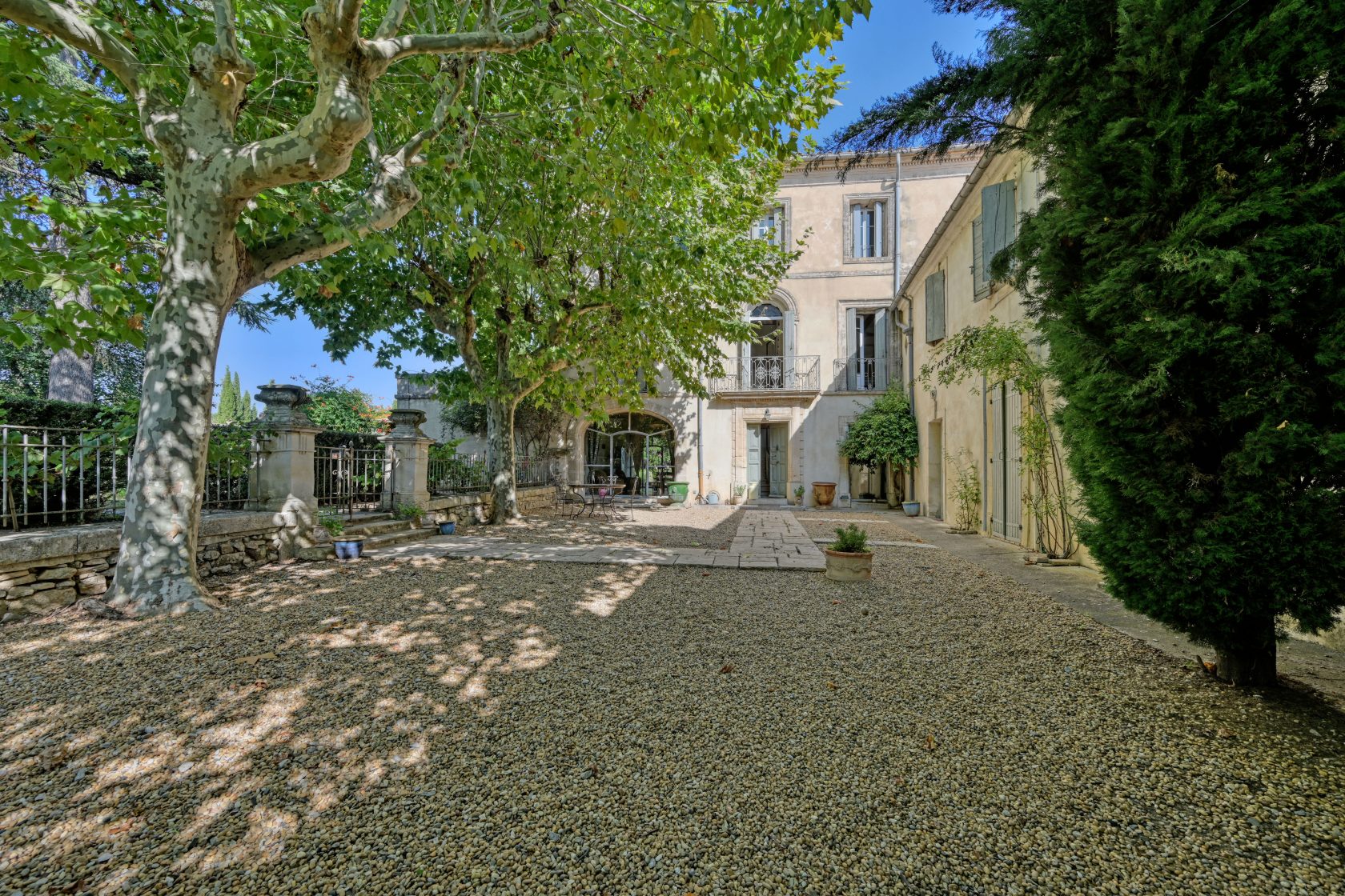 Exceptionnel domaine avec bastide, dépendances et parc centenaire