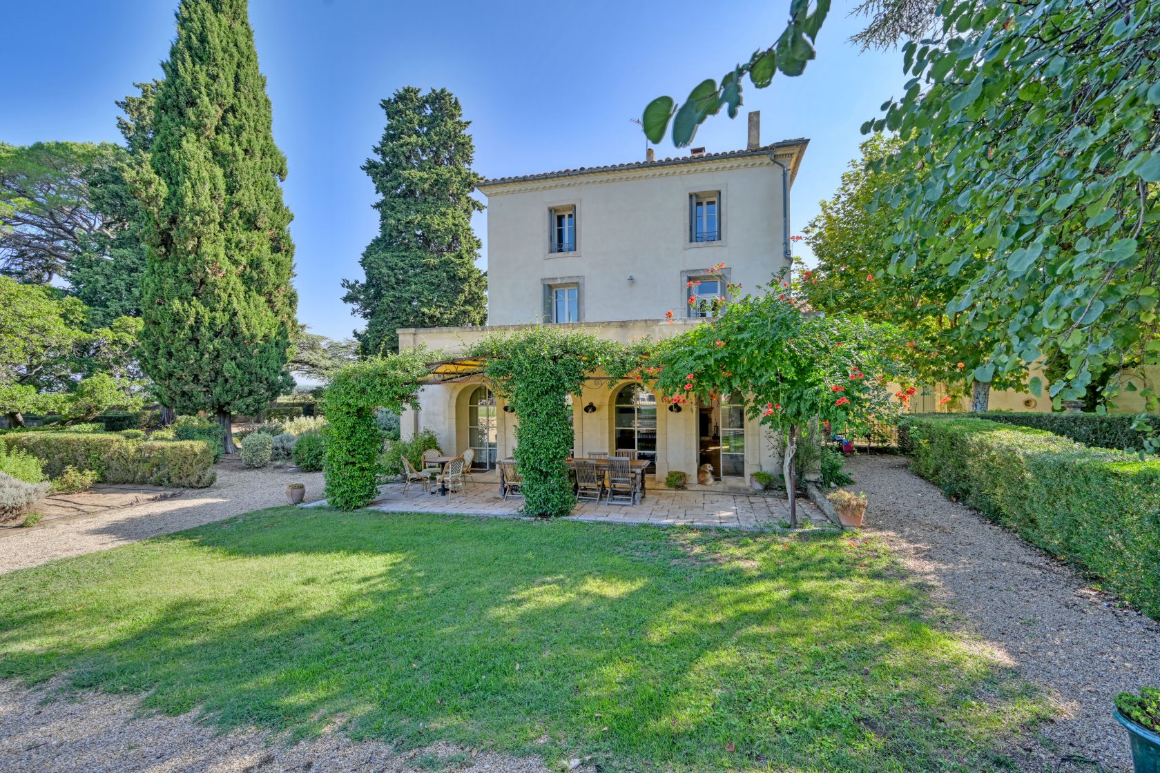 Exceptionnel domaine avec bastide, dépendances et parc centenaire