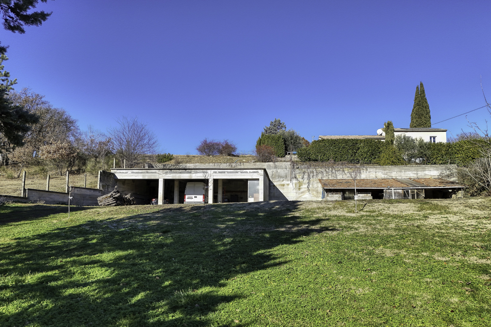 Large family property near Digne Les Bains