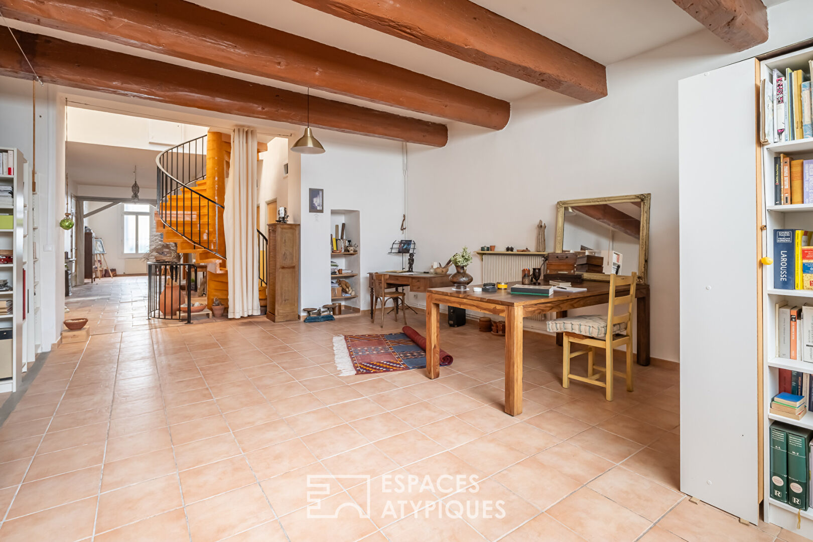 Renovated town house with generous volumes in the heart of Sète