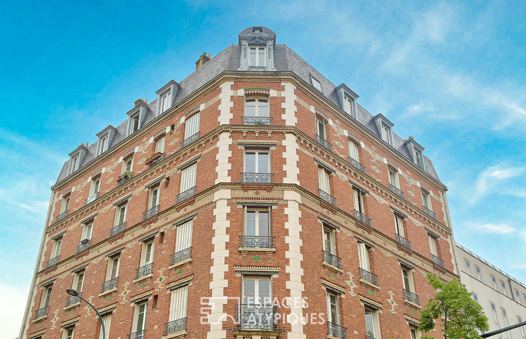 Bright apartment – Place des Victoires