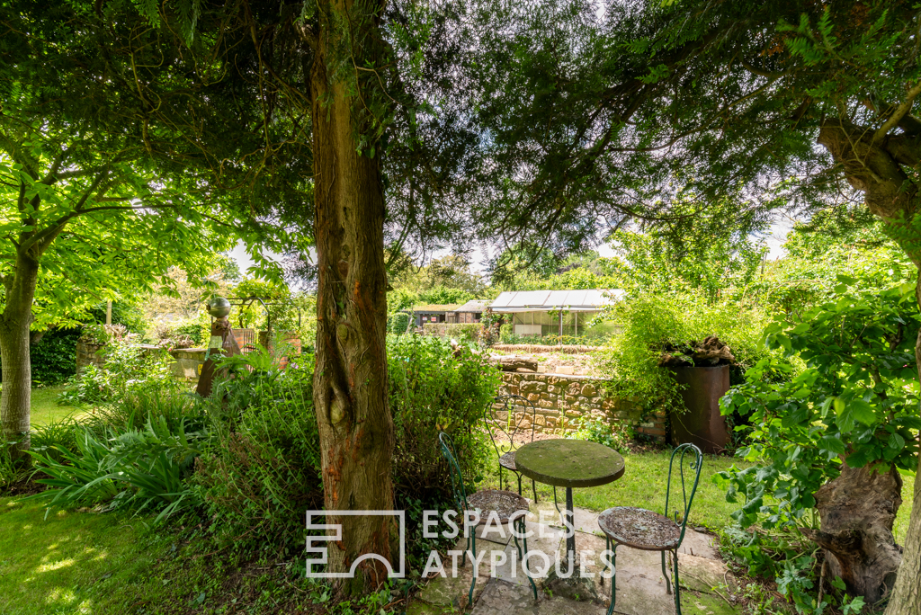 Charming 19th century residence, swimming pool and adjoining accommodation