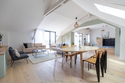 New – Stunning Duplex Apartment with a Large Terrace