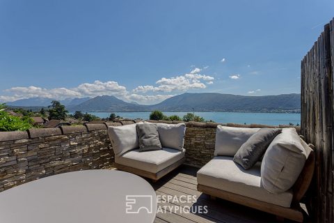 Contemporary furnished apartment with exceptional view of the lake and the bay of Annecy