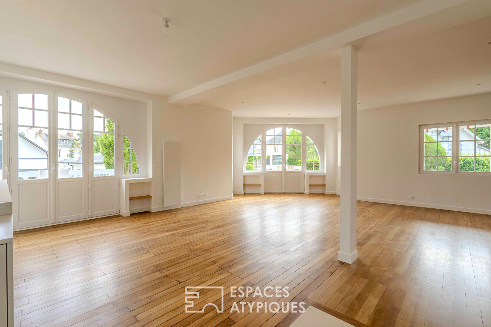 Superb Duplex in an Iconic Villa in La Baule